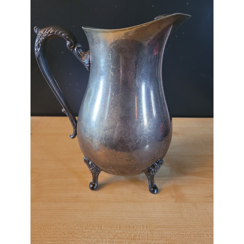 VINTAGE Leonard Silver Plate Footed Water Pitcher with Ice Lip Cottage Core